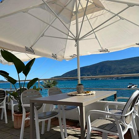 Apartments Sun House Херцег Нови Екстериор снимка