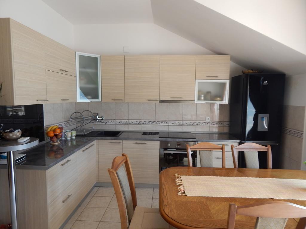 Apartments Sun House Херцег Нови Екстериор снимка