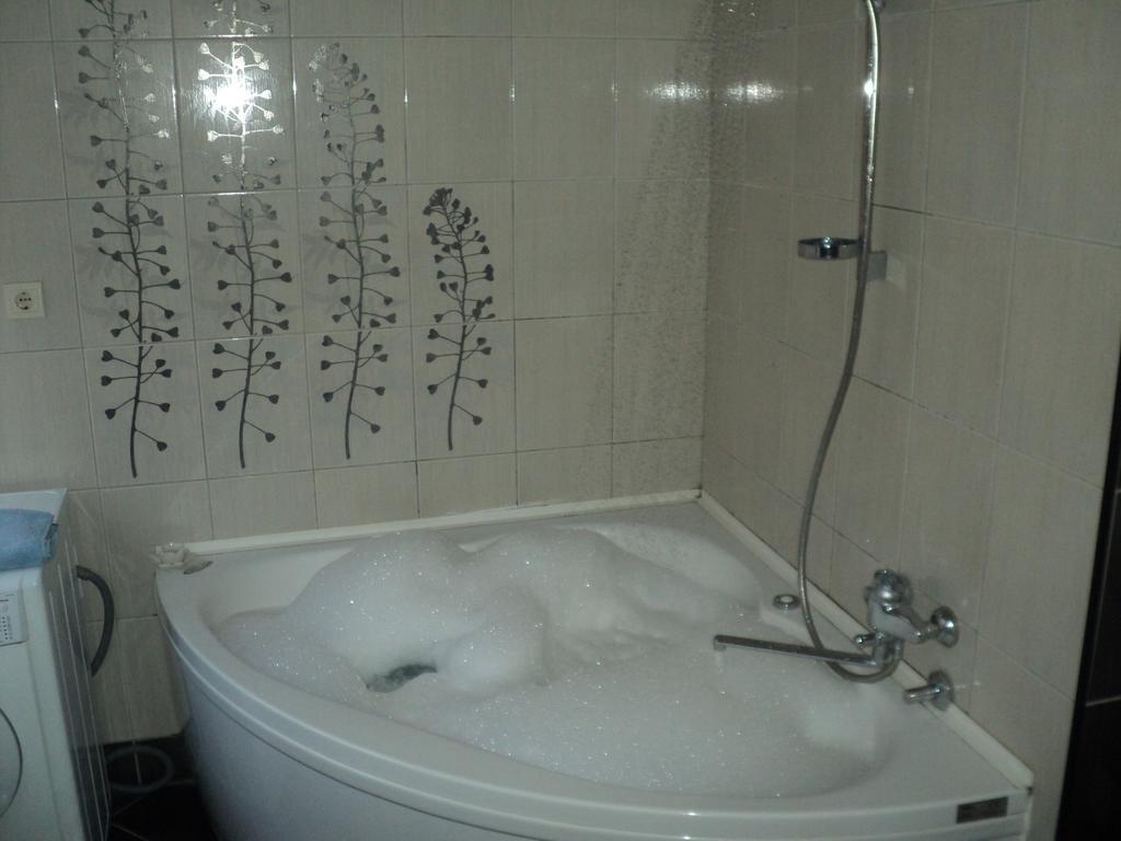 Apartments Sun House Херцег Нови Стая снимка